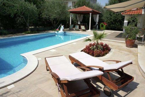 Villa Sweet-leasure-villa-stela