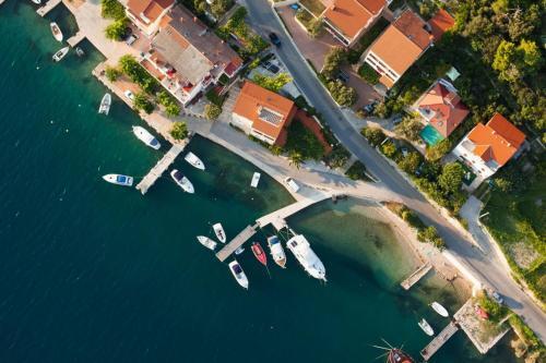 Apartment In Kastel Stafilic With Air Conditioning, W-lan 3784-1