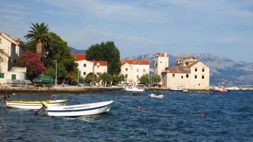 Apartment In Kastel Stafilic With Air Conditioning, W-lan 3784-1