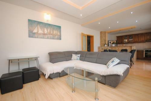 Holiday Apartments Lana