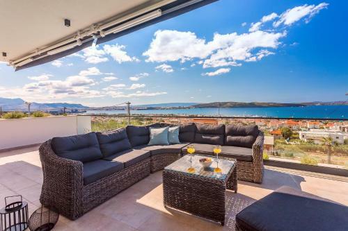 Luxurius Villa Aria With Heated 45sqm Pool, Jacuzzi And Seaview