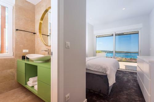 Luxurius Villa Aria With Heated 45sqm Pool, Jacuzzi And Seaview
