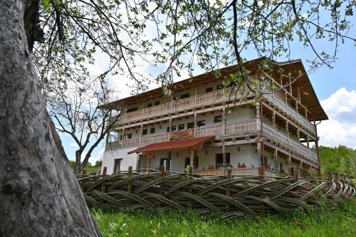 Hostal Pensiunea Plai Strabun