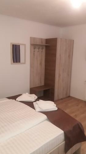 Hostal Pensiunea Argesu **