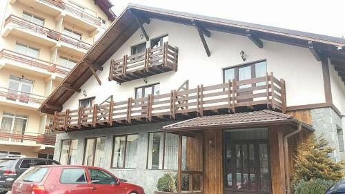 Hostal Pensiunea Argesu **