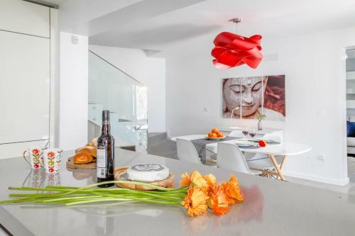 Villa Beach House - By Mhm