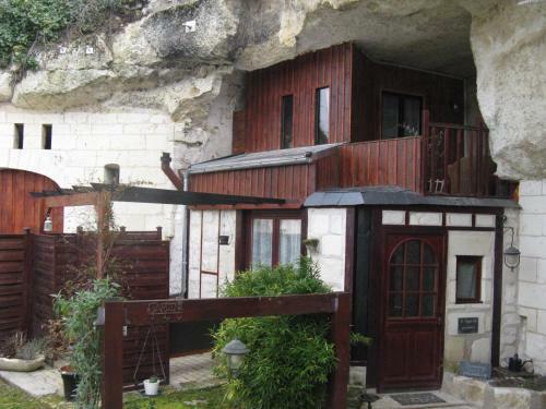Hostal Les Troglos De Beaulieu