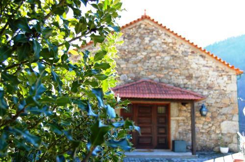 Bed & Breakfast Alojamento Santa Clara