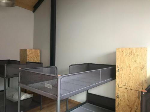 Albergue Wood Steel & Glass