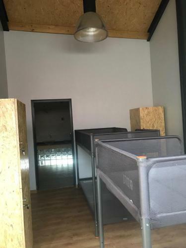 Albergue Wood Steel & Glass