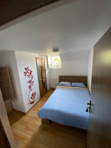 Hostal My Place - Cozy Rooms