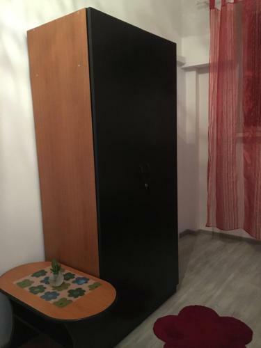 Small Studio2