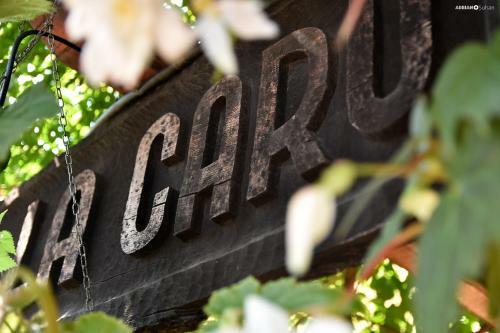Hostal Carul Cu Flori