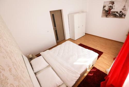 Serenity House Apartments
