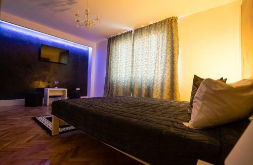 White Spacious Apartment