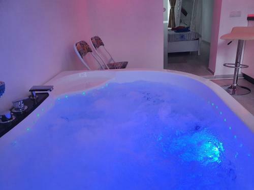 Apartamento White House & Jacuzzi
