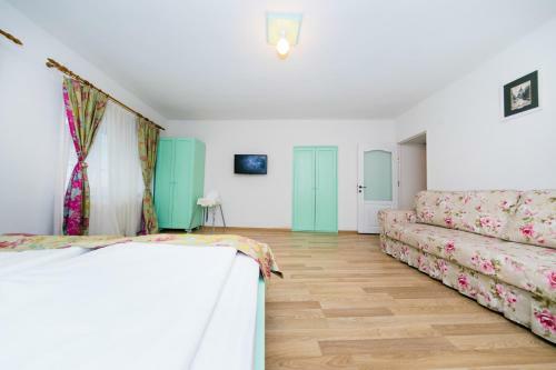 Tischler Apartment & Studio