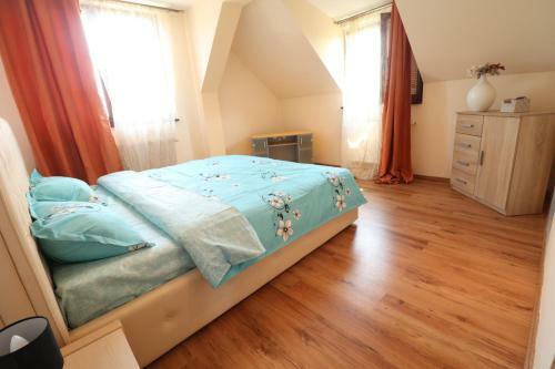 Bed & Breakfast Casa Din Deal