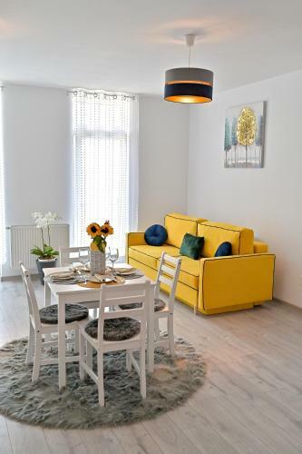 Theo Apartment