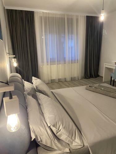 Hostal Roomzzz Sibiu