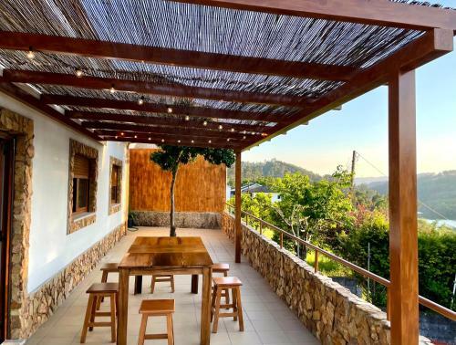Casa Mira T�mega