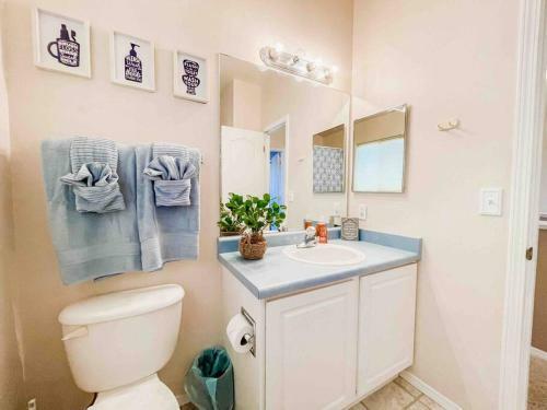 Villa Game Room ~ Beautiful Seclusion! Pet Friendly