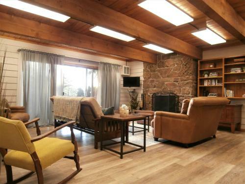Hostal Benson Gardens Guest Suite-pet Friendly