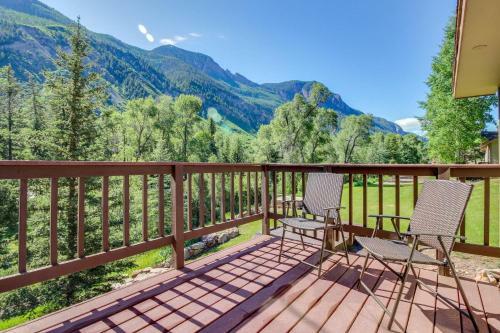 The Cabins At Filoha Meadows