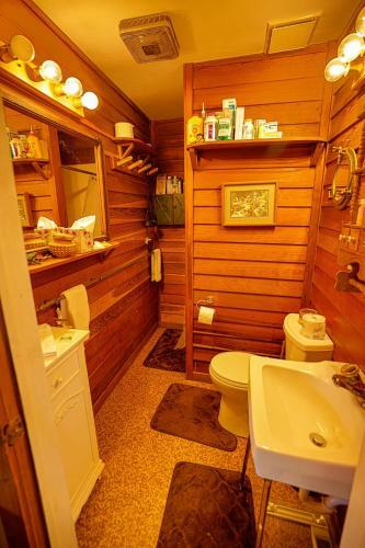 Reese Street Retreat