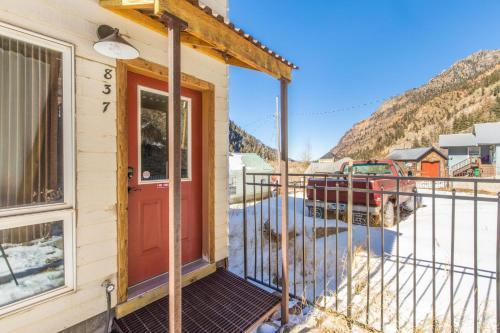 Lotus Mountain Suites - West Suite