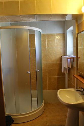 Bed & Breakfast Pensiunea La Turcu