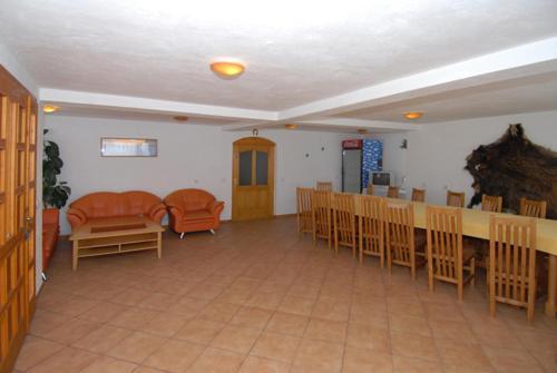 Hostal Pensiunea Padurea Verde