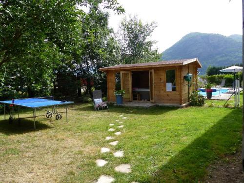 Hostal Chambres D'h�tes Les Ch�taigniers De Florac