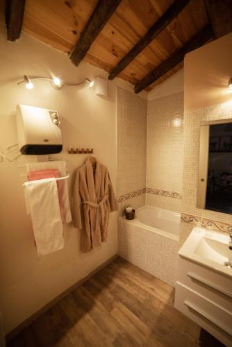 Hostal Chambres D'h�tes Les Ch�taigniers De Florac