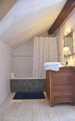 Hostal Chambres D'h�tes Les Ch�taigniers De Florac