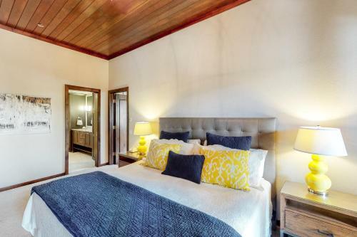 Hotel Woodrun Place, A Destination By Hyatt Residence