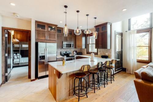 Hotel Woodrun Place, A Destination By Hyatt Residence