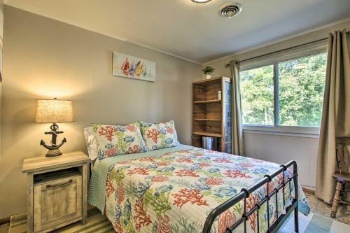 Bright Coastal Cottage 600 To Private Beach!