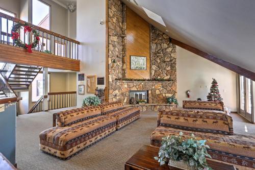 Apartamento Silverthorne Condo With Private Balcony And Fireplace!
