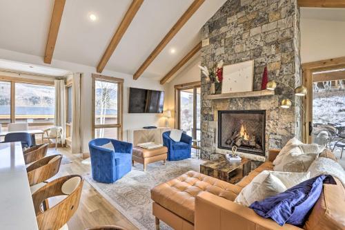 Luxurious Silverthorne Home With Patio Ski On-site!