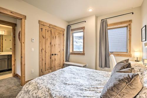 Luxurious Silverthorne Home With Patio Ski On-site!