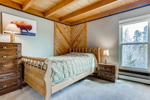 Apartamento F201 Treehouse Condo