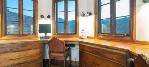 Picture Perfect By Exceptional Stays