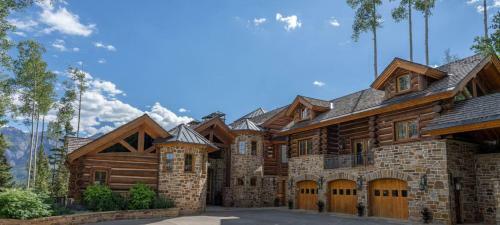 Picture Perfect By Exceptional Stays