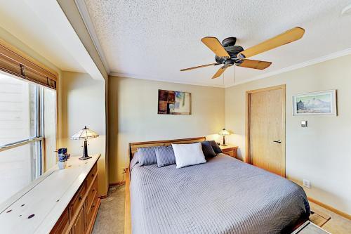 Saddle Ridge Townhome 402