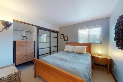 Silverthorne Roost