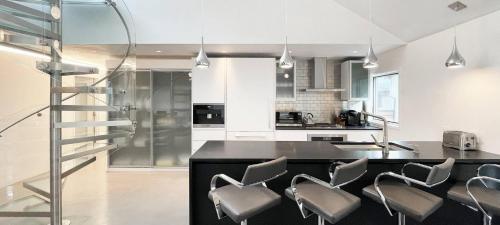 Downtown Penthouse By Exceptional Stays