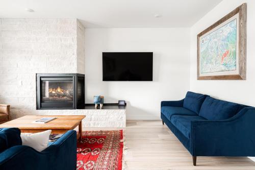 Luxe Mountain Condo - Located On The Blue River