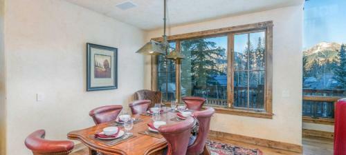 Sundance Cabin By Exceptional Stays