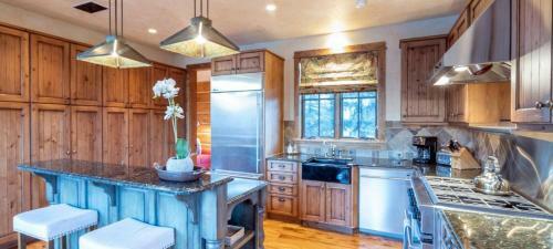 Sundance Cabin By Exceptional Stays